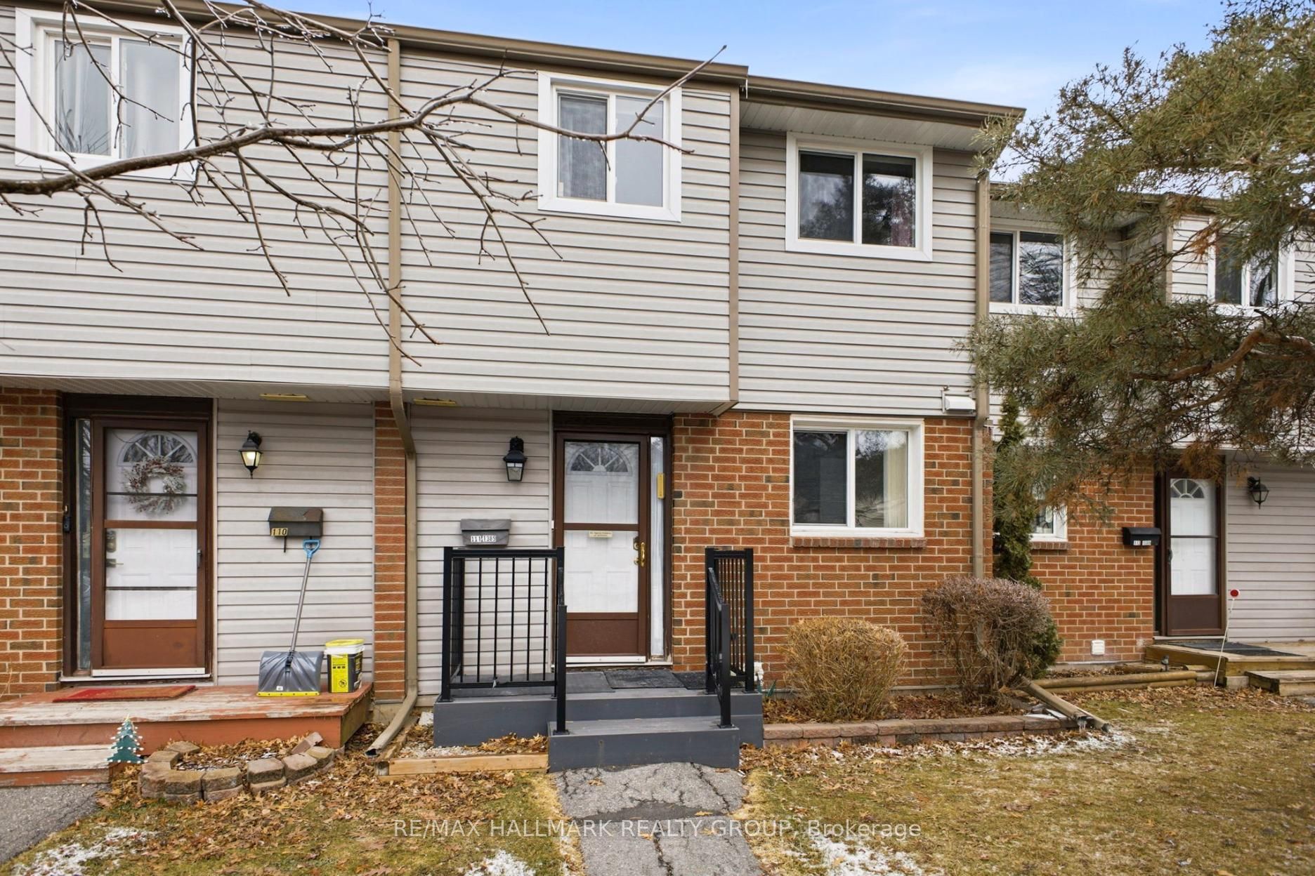 111-1389 Palmerston Drive, Ottawa, ON, K1J 8N9