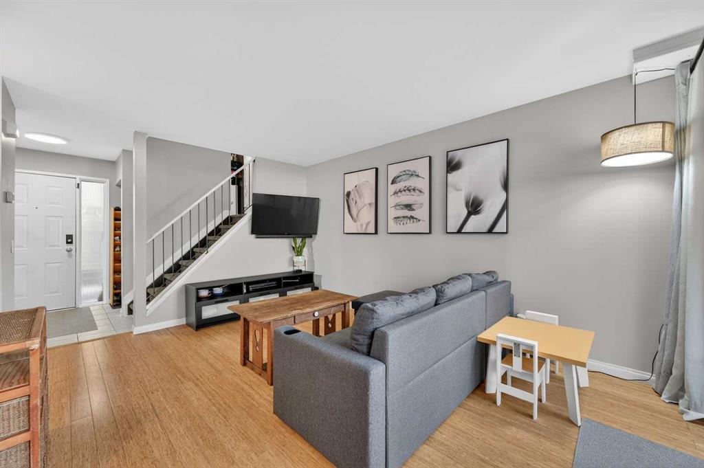 Additional image 6 of 5-111 Grier Terrace NE, Calgary, AB, T2K 5Y6