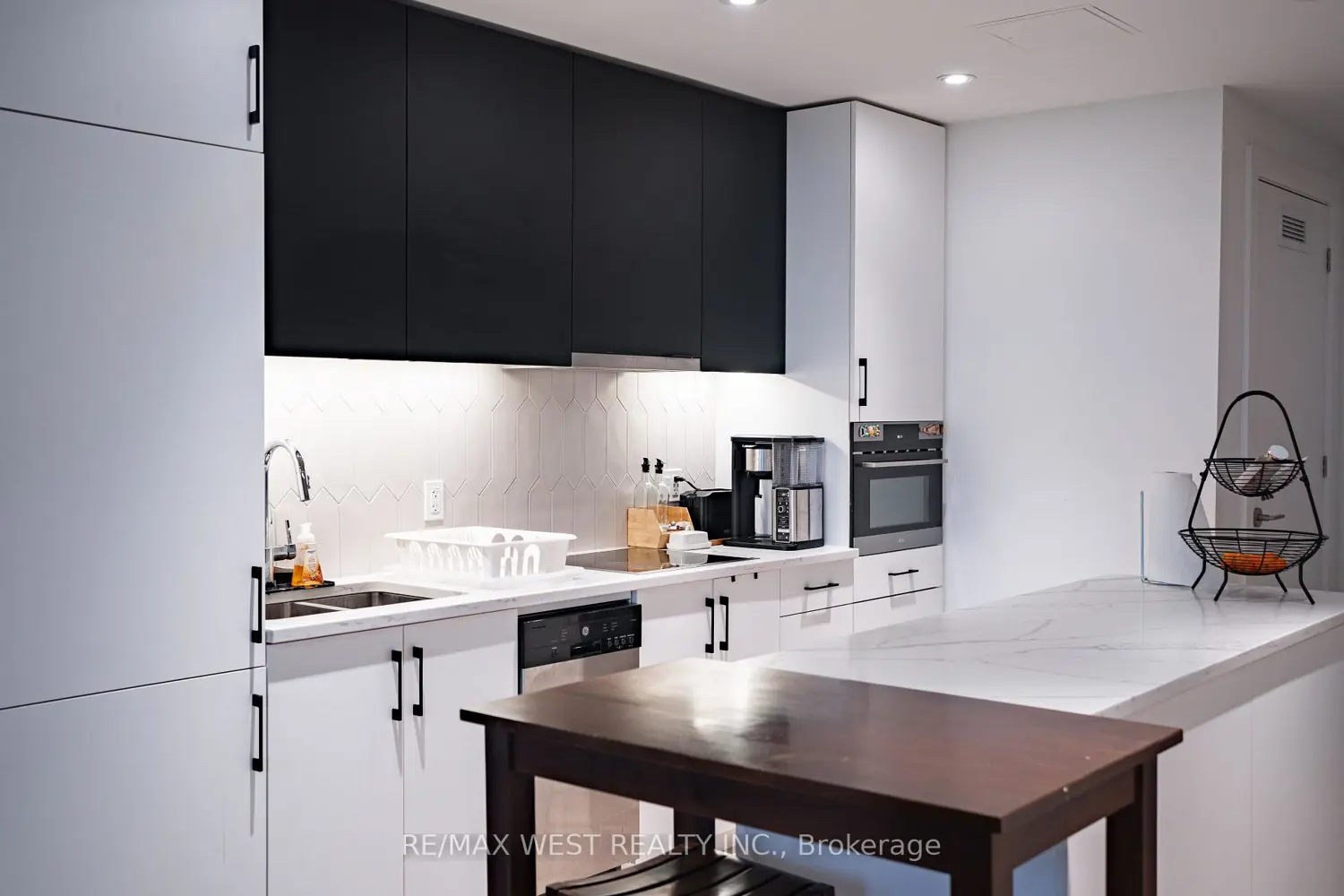 Additional image 4 of 741 King Street 812