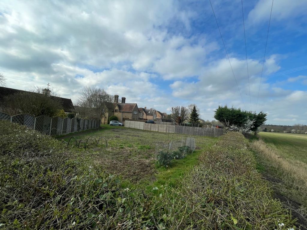 Additional image 2 of Land for saleLand Adjacent To 27-29 High Street, Sutton, Bedfordshire SG19
