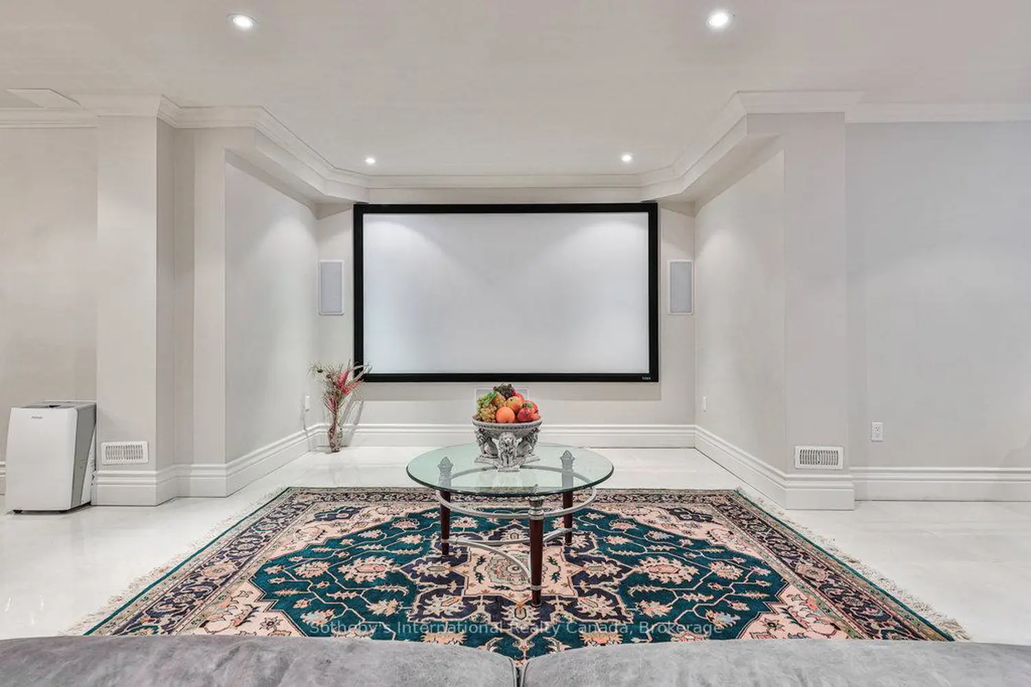 Additional image 11 of 1035 Truman Avenue