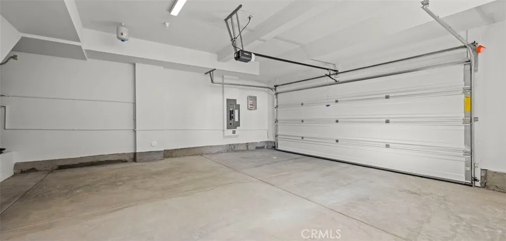 Additional image 30 of 107 Laxore, Anaheim, CA 92804