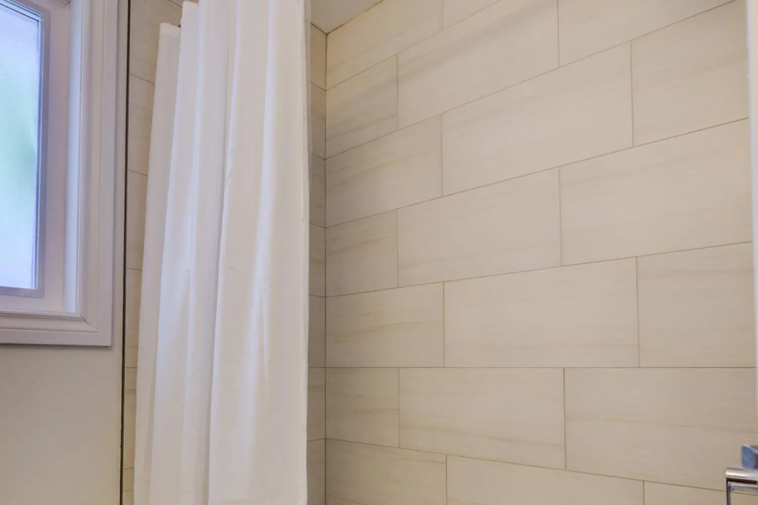 Additional image 9 of 439 Northlake Drive