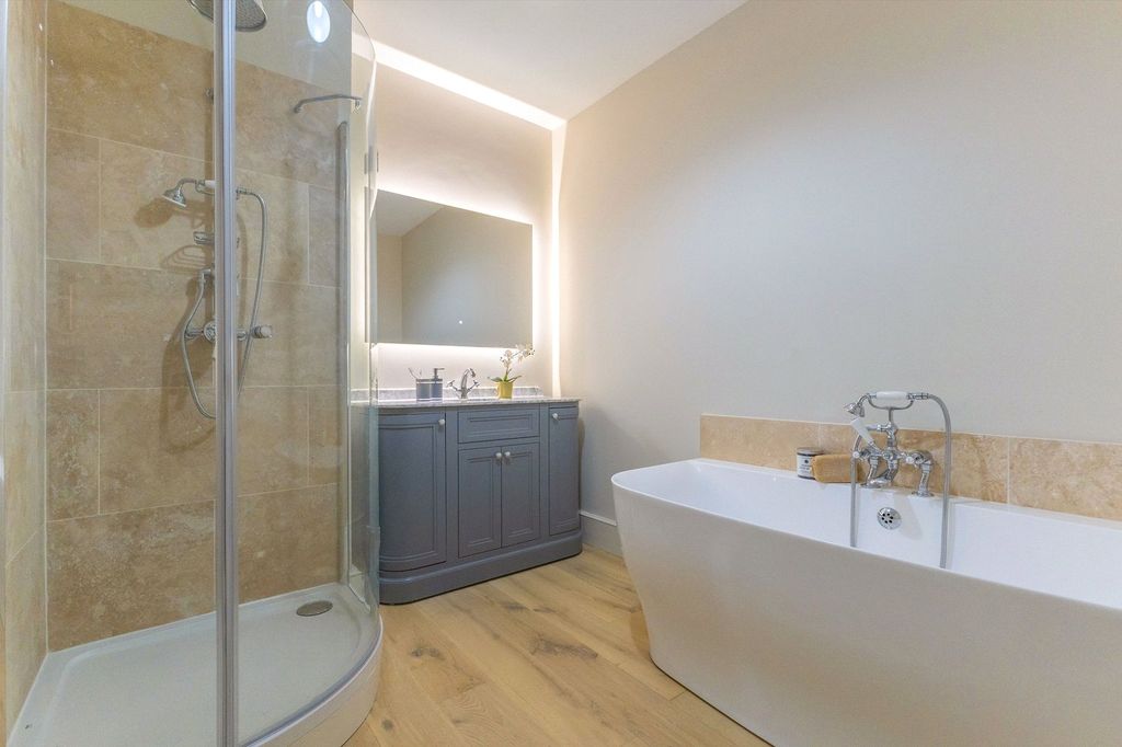 Additional image 8 of 2 bed flat for saleApartment 1, 1 Sion Hill Place, Bath, Somerset BA1