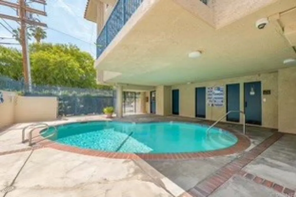 Additional image 6 of 14560 Clark St Unit 102, Sherman Oaks, CA 91411