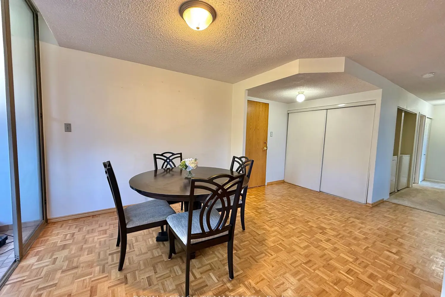 Additional image 4 of 2760 Carousel Crescent 102