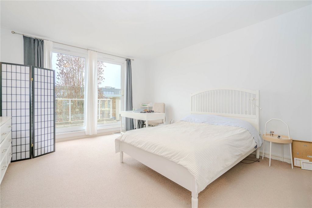 Additional image 3 of 3 bed flat for saleMelliss Avenue, Richmond TW9