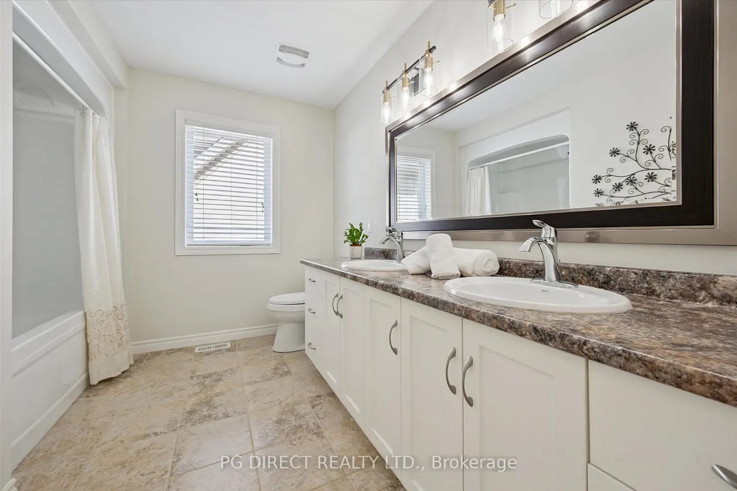 Additional image 16 of 70 Waverley Drive