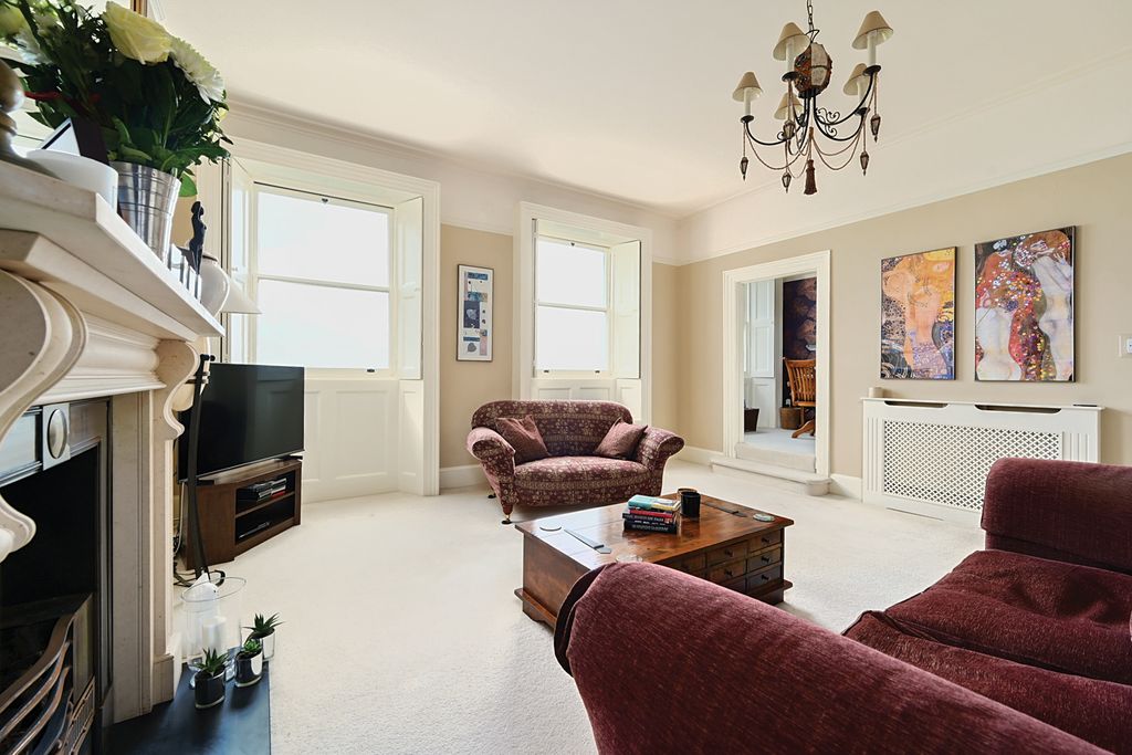 Additional image 6 of 3 bed flat for saleLewes Crescent, Brighton BN2