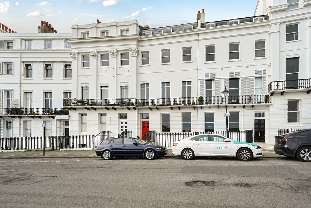 Additional image 5 of 3 bed flat for saleLewes Crescent, Brighton BN2