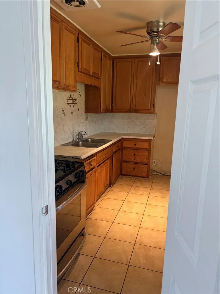 Additional image 12 of 17273 Seville Ave, Fontana, CA 92335