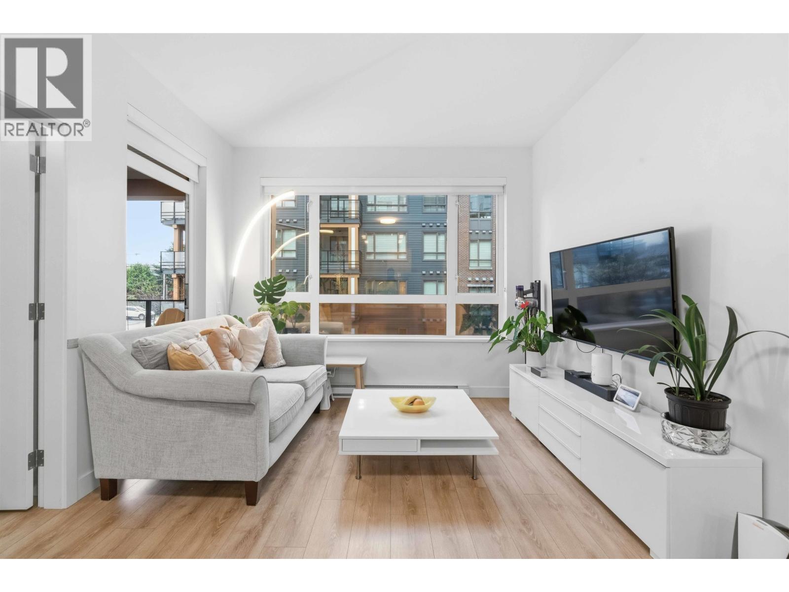 205 735 ANSKAR COURT