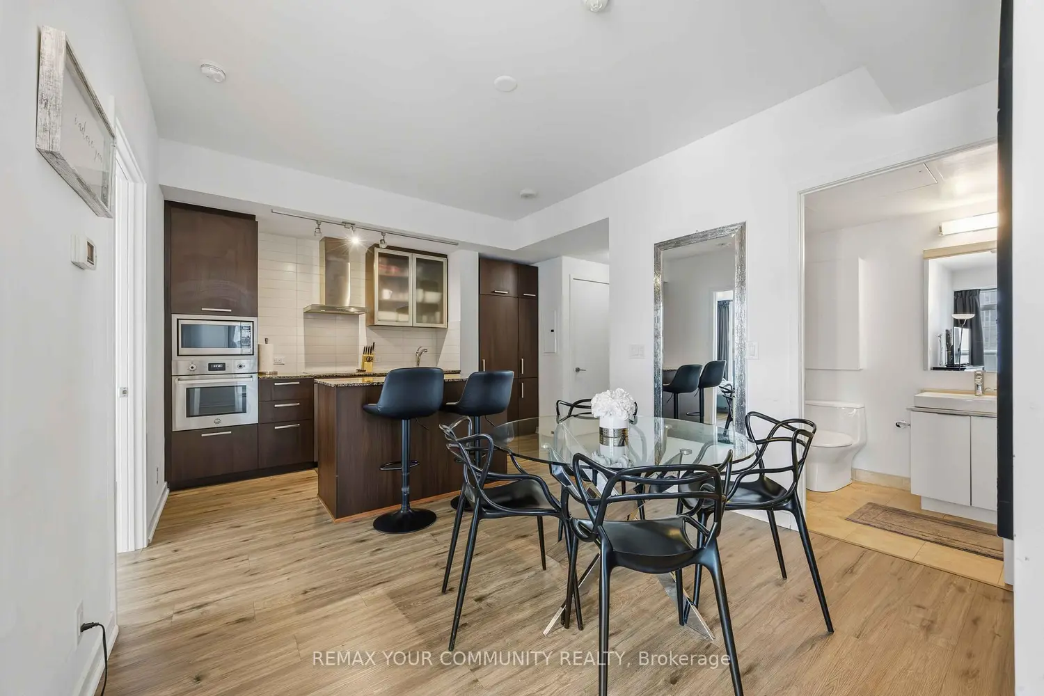 Additional image 8 of 14 York Street 2302