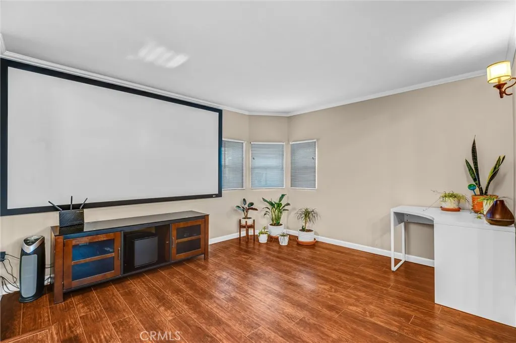 Additional image 36 of 1130 N Cordova St, Burbank, CA 91505