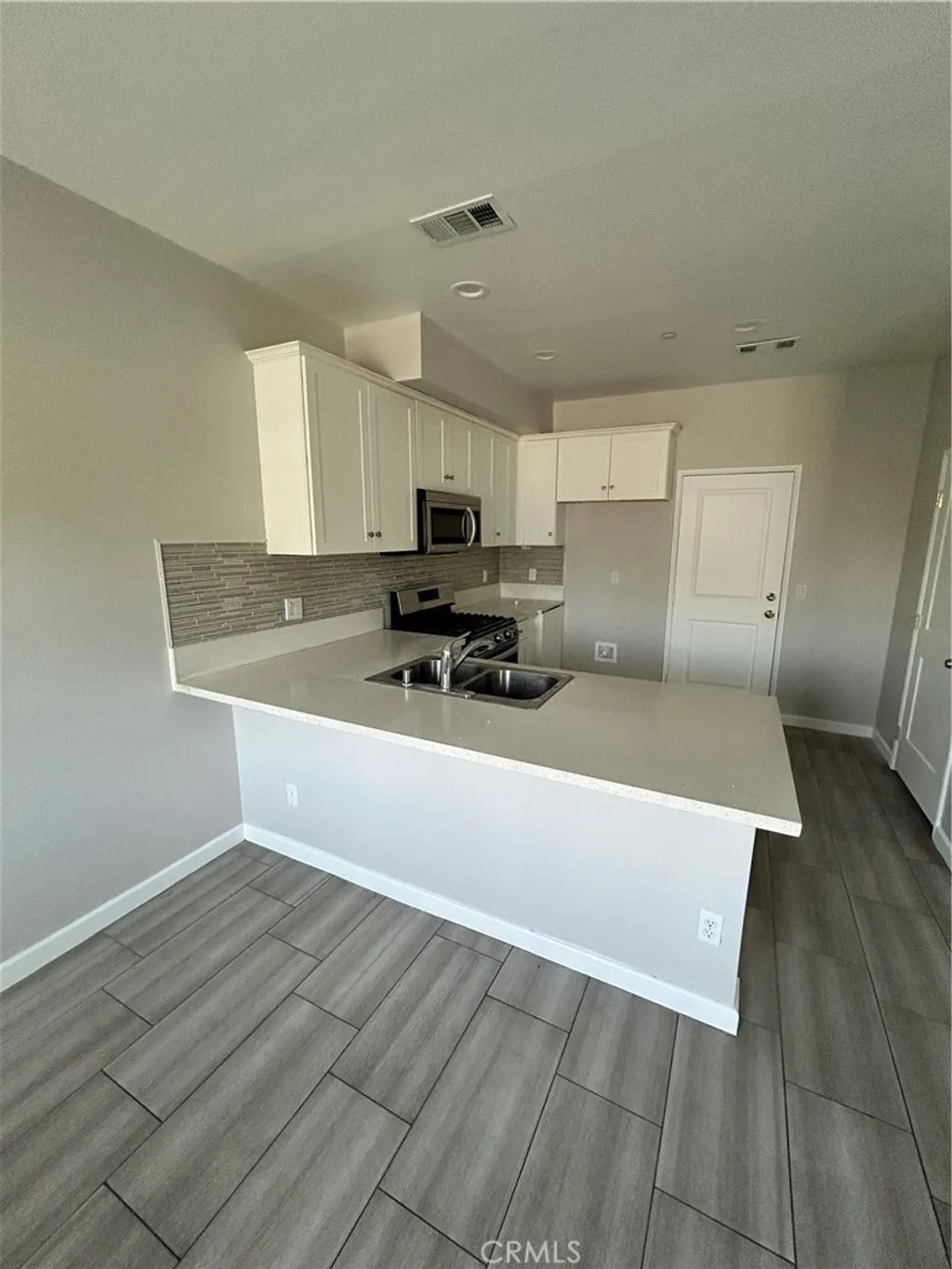 Additional image 12 of 13665 Arrow Rte Unit 9, Fontana, CA 92335