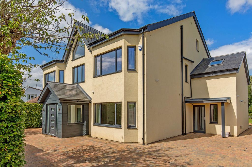 10 bed detached house for saleBraehead Road, Edinburgh EH4