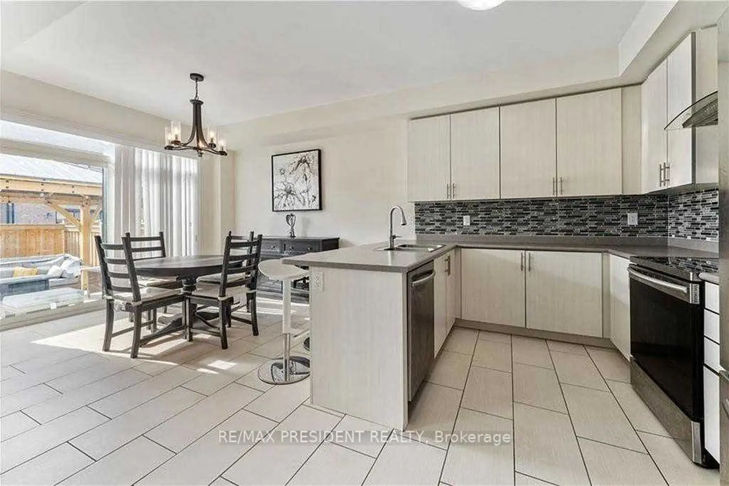 Additional image 10 of 34 Derby Drive