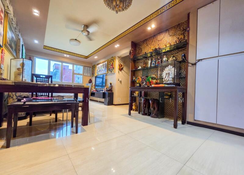 Additional image 5 of 987C Buangkok Green