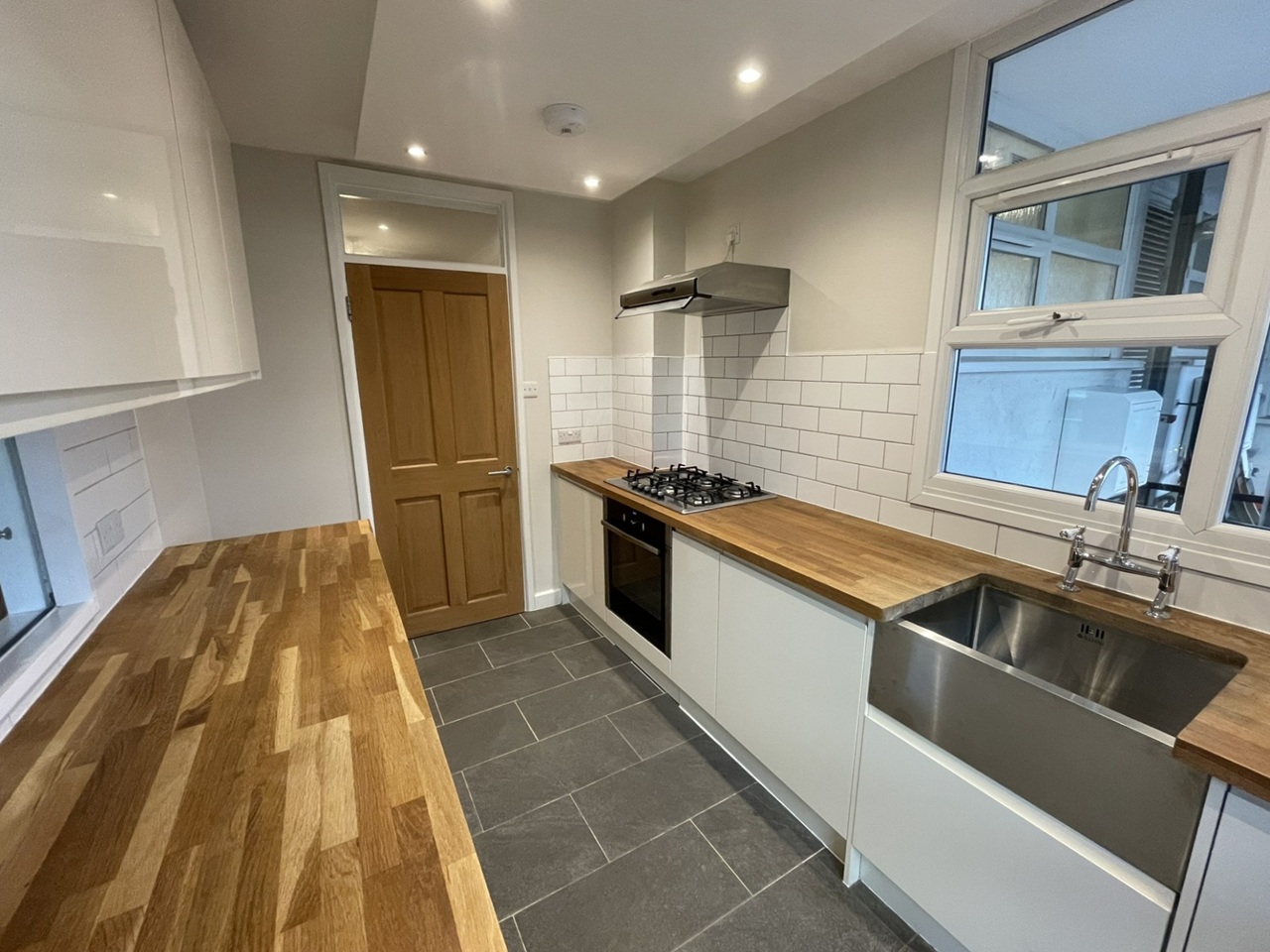 Additional image 6 of 2 Bed Flat, Shaw Court, SW11, N1 7GU