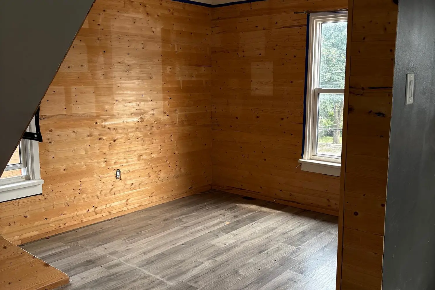 Additional image 3 of 4927 Morrison Street