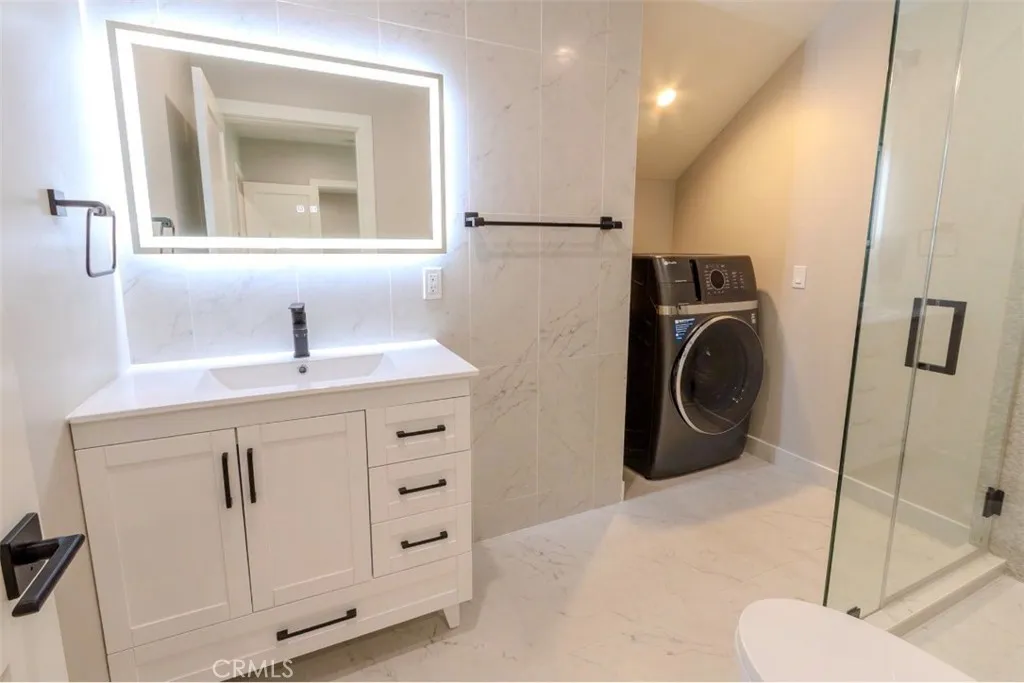 Additional image 12 of 2941 Mary Street Unit 3, La Crescenta, CA 91214