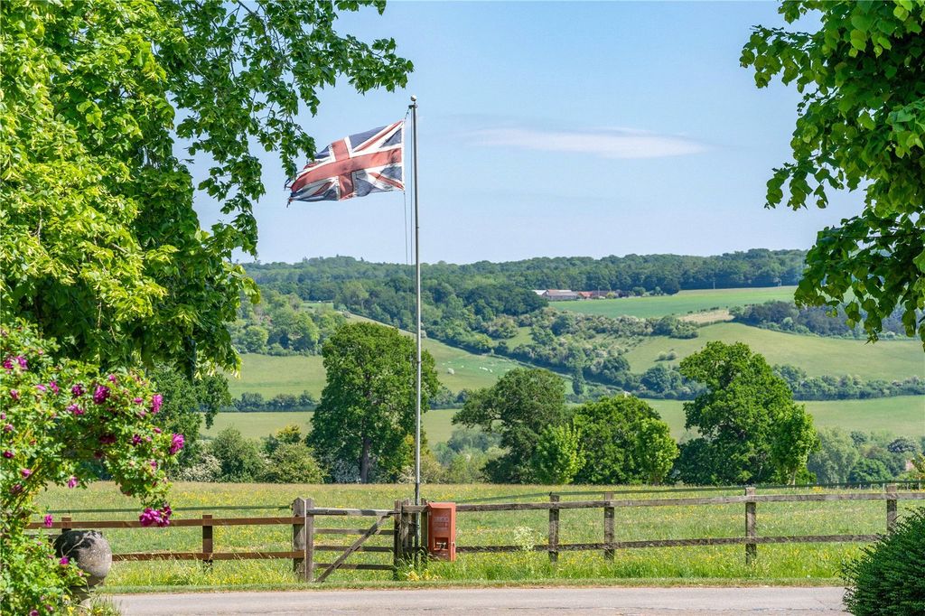 Additional image 28 of 7 bed equestrian for saleThe Whole | Hillfields Farm, Lower Basildon, Reading, Berkshire RG8