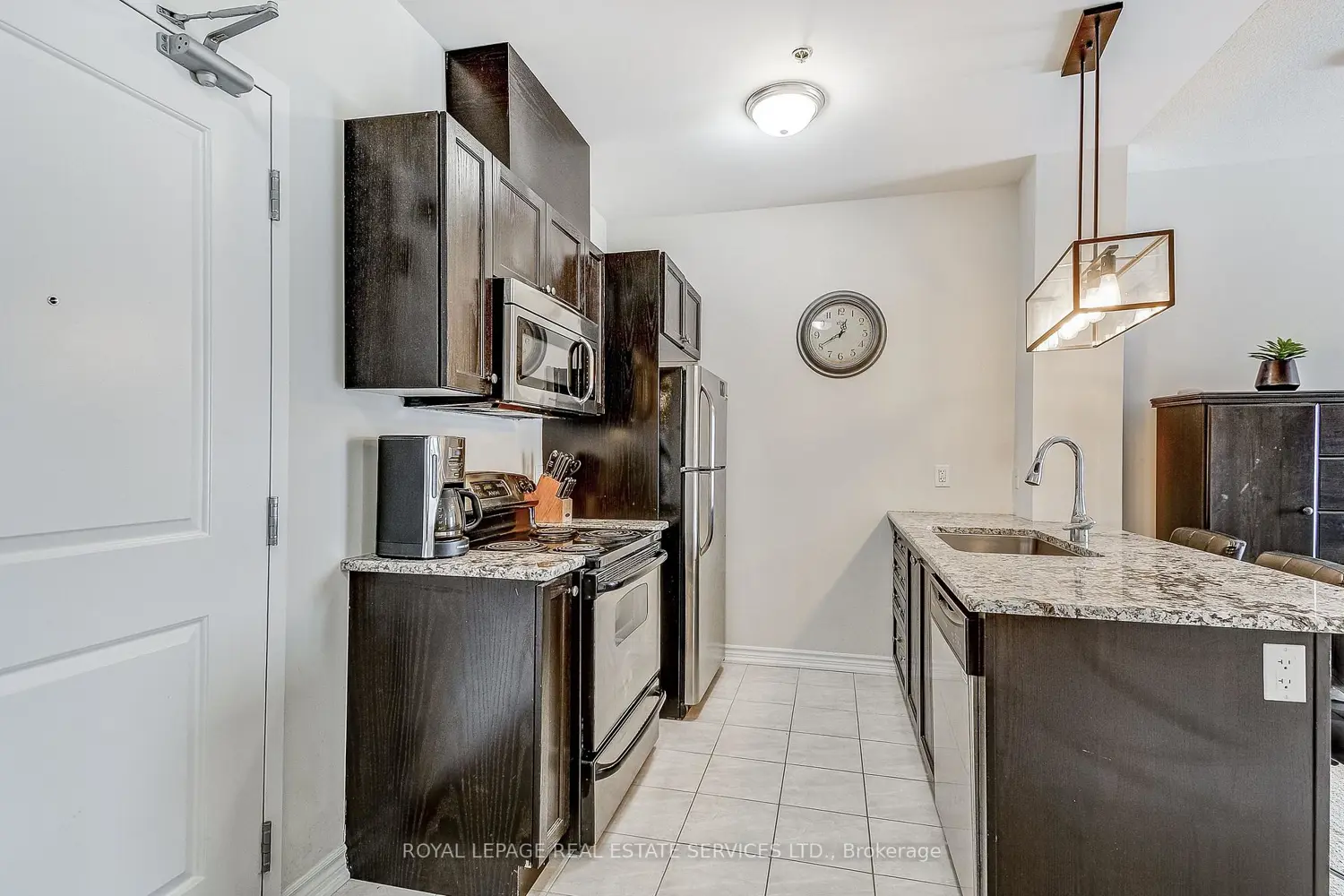 Additional image 4 of 1360 Costigan Road 211