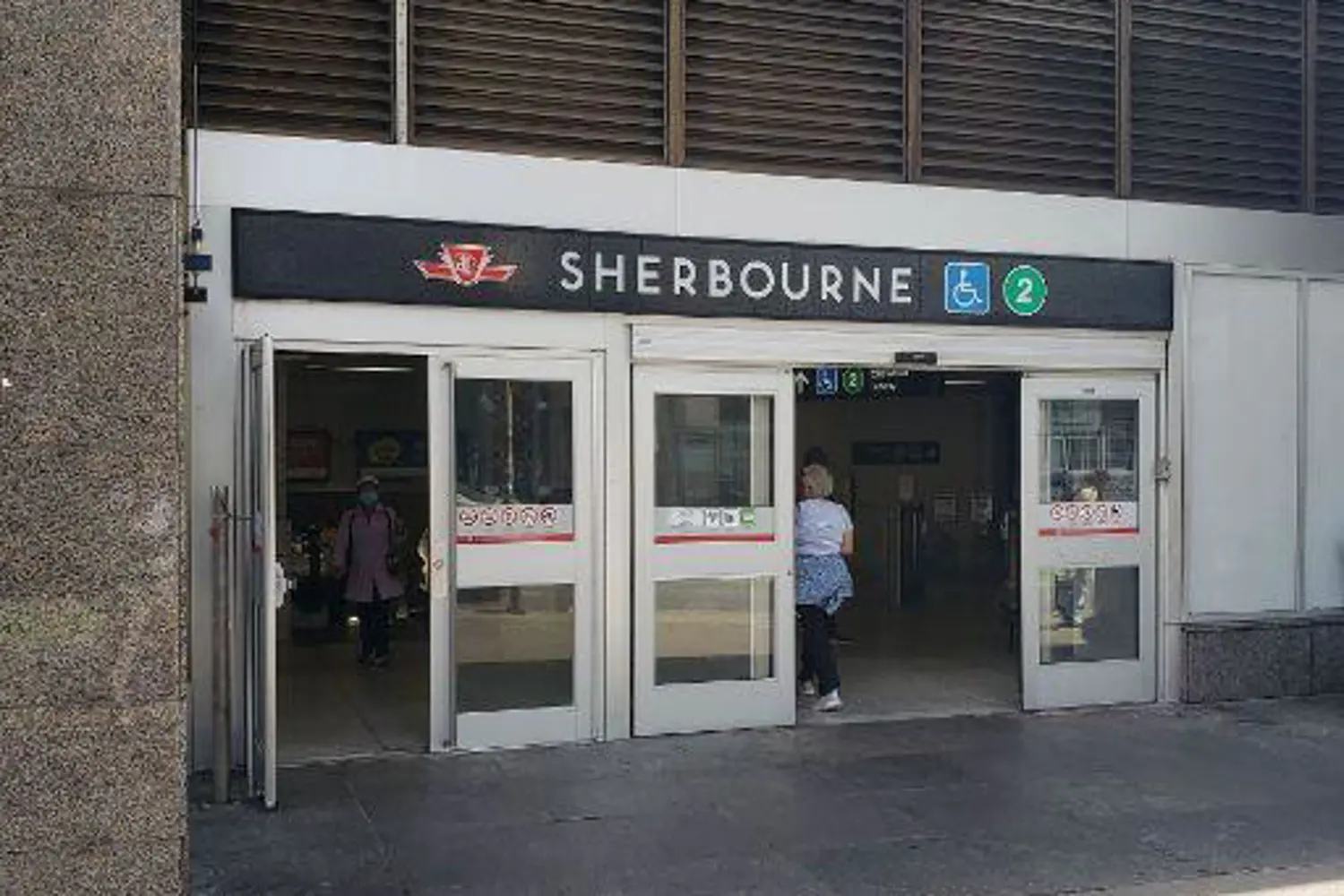 Additional image 20 of 575 Bloor Street 1507