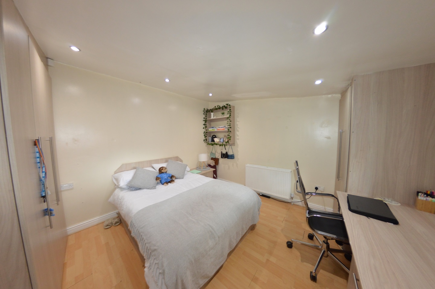 1 Bed Flat, Victoria Road, LS6, N1 7GU