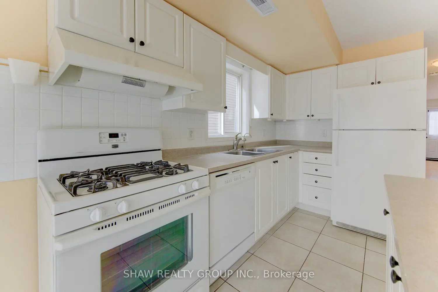 Additional image 3 of 139 Brighton Street 11A
