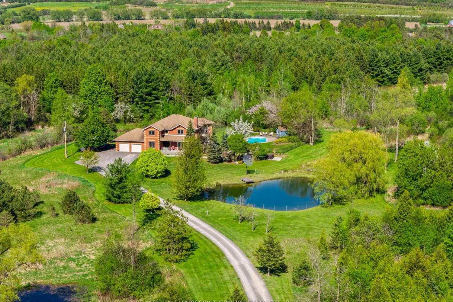 Additional image 20 of 4655 Sideline 6