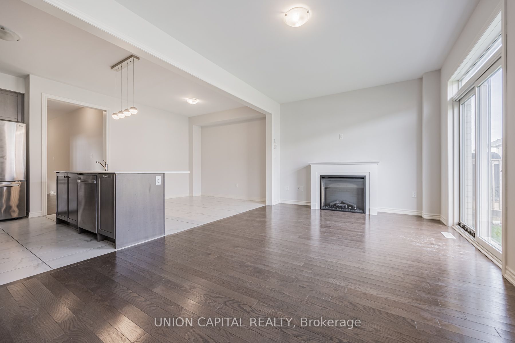 Additional image 5 of 112 Ogston Crescent, Whitby, ON, L1P 0H2