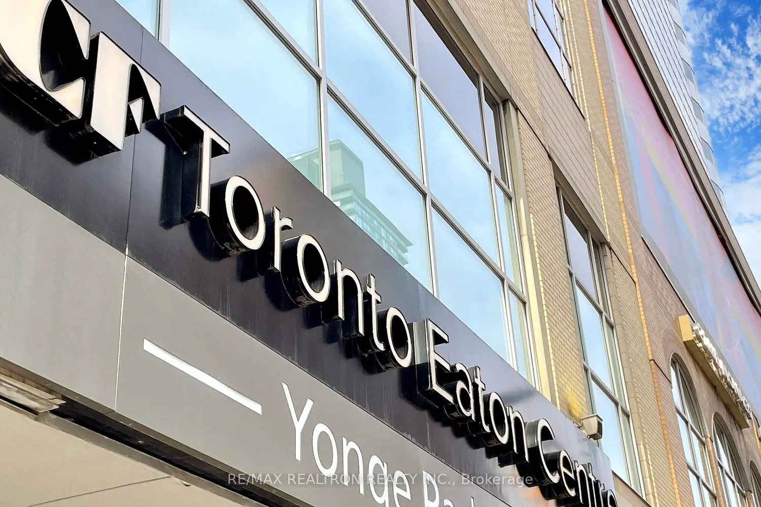 Additional image 19 of 197 Yonge Street 1505