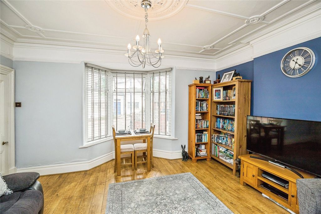Additional image 4 of 5 bed flat for saleCrane Street, Cefn Mawr, Wrexham LL14