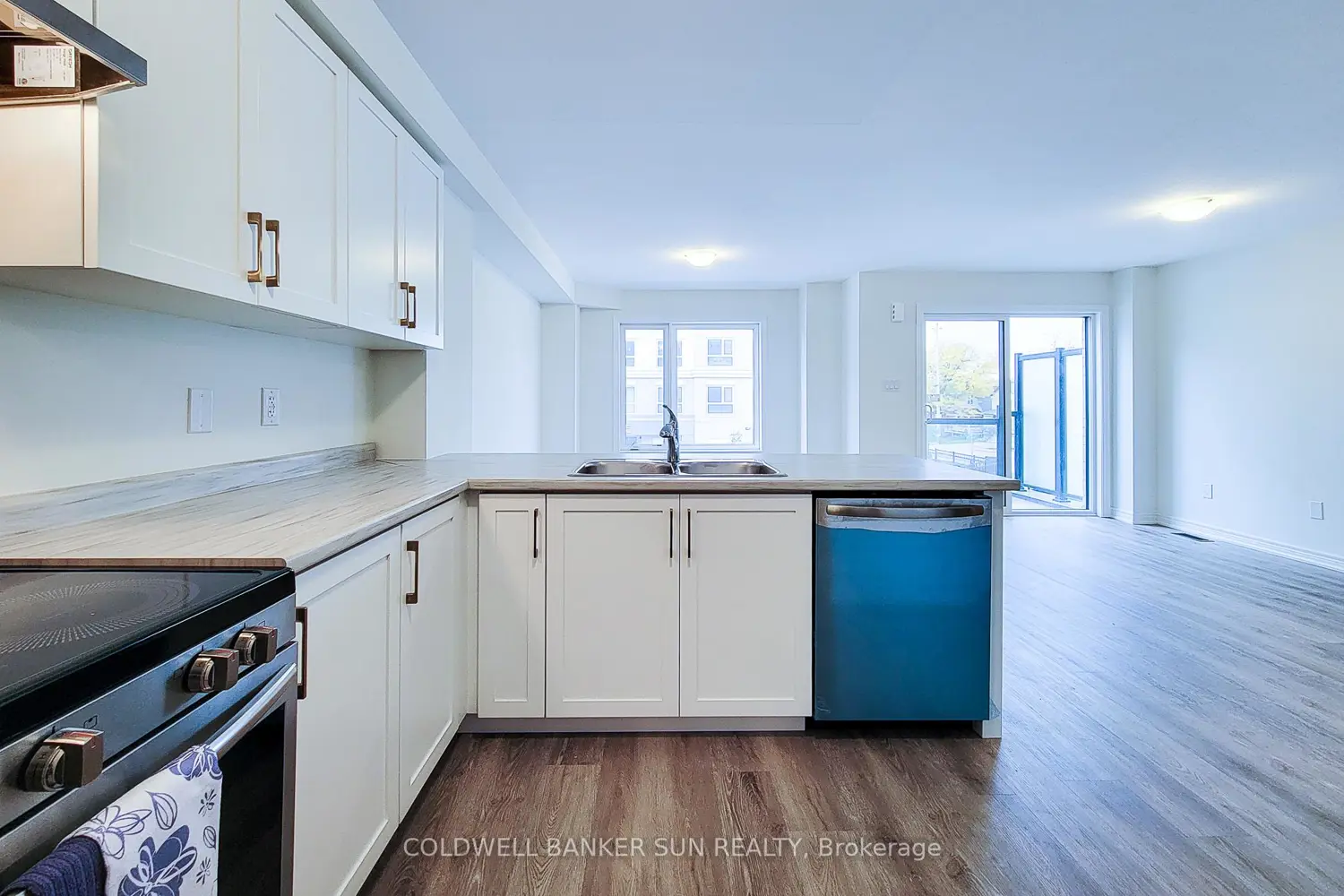 Additional image 8 of 7 Roxanne Drive