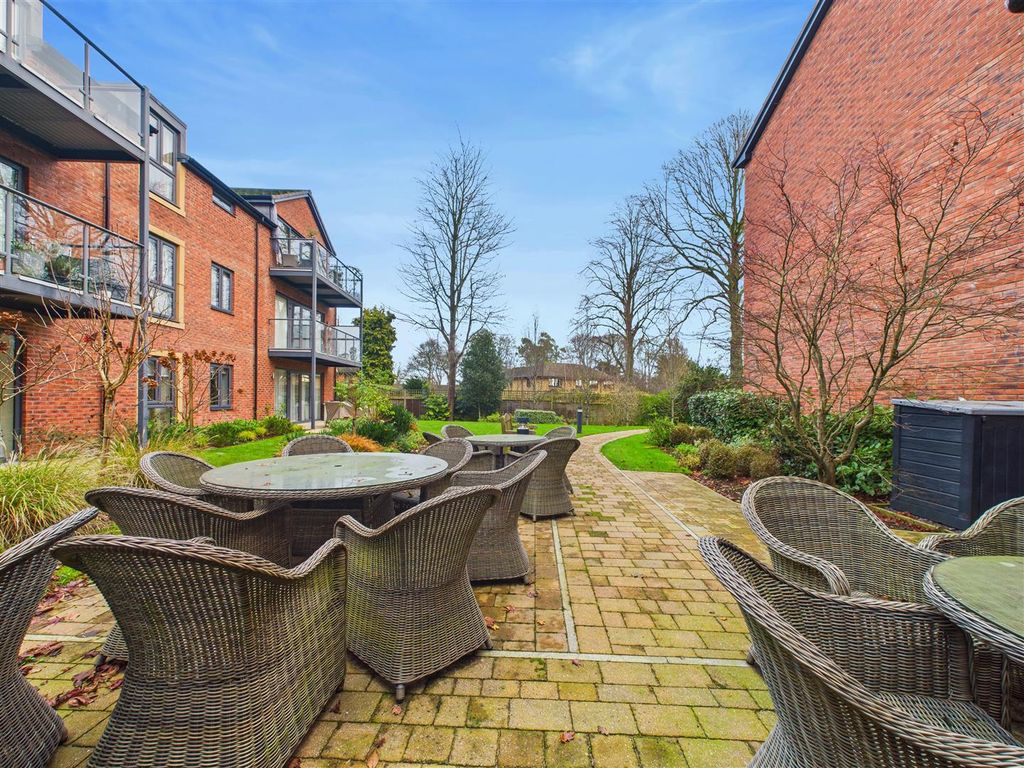 Additional image 17 of 2 bed flat for saleStapleton Court, Waller Grove, Swanland HU14