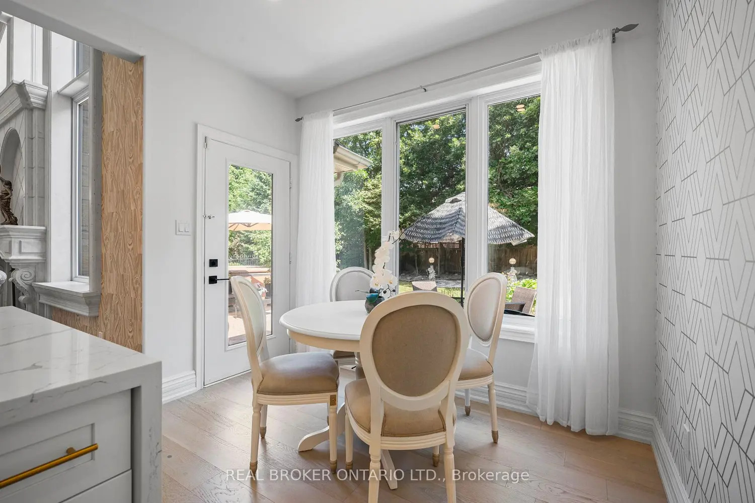 Additional image 7 of 215 Black Maple Court