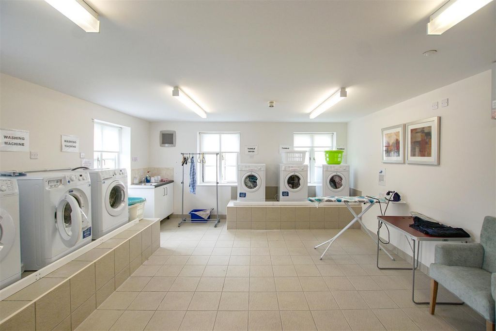 Additional image 10 of 2 bed flat for saleBarnhill Court, Barnhill Road, Chipping Sodbury, Bristol BS37