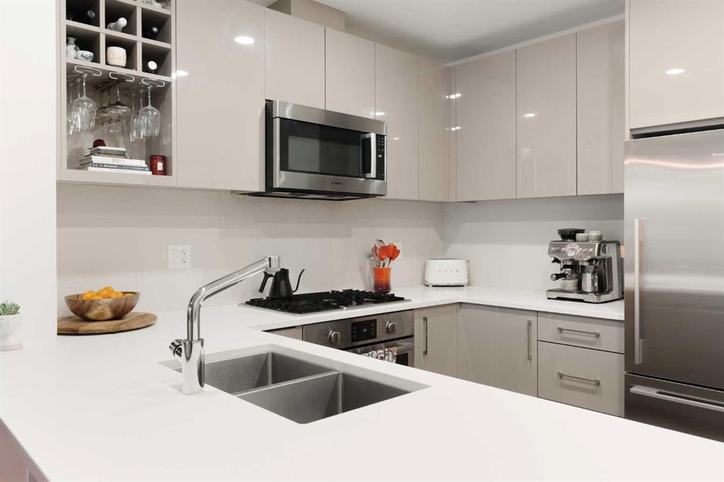 Additional image 5 of 307-301 10 Street NW, Calgary, AB, T2N 1V8