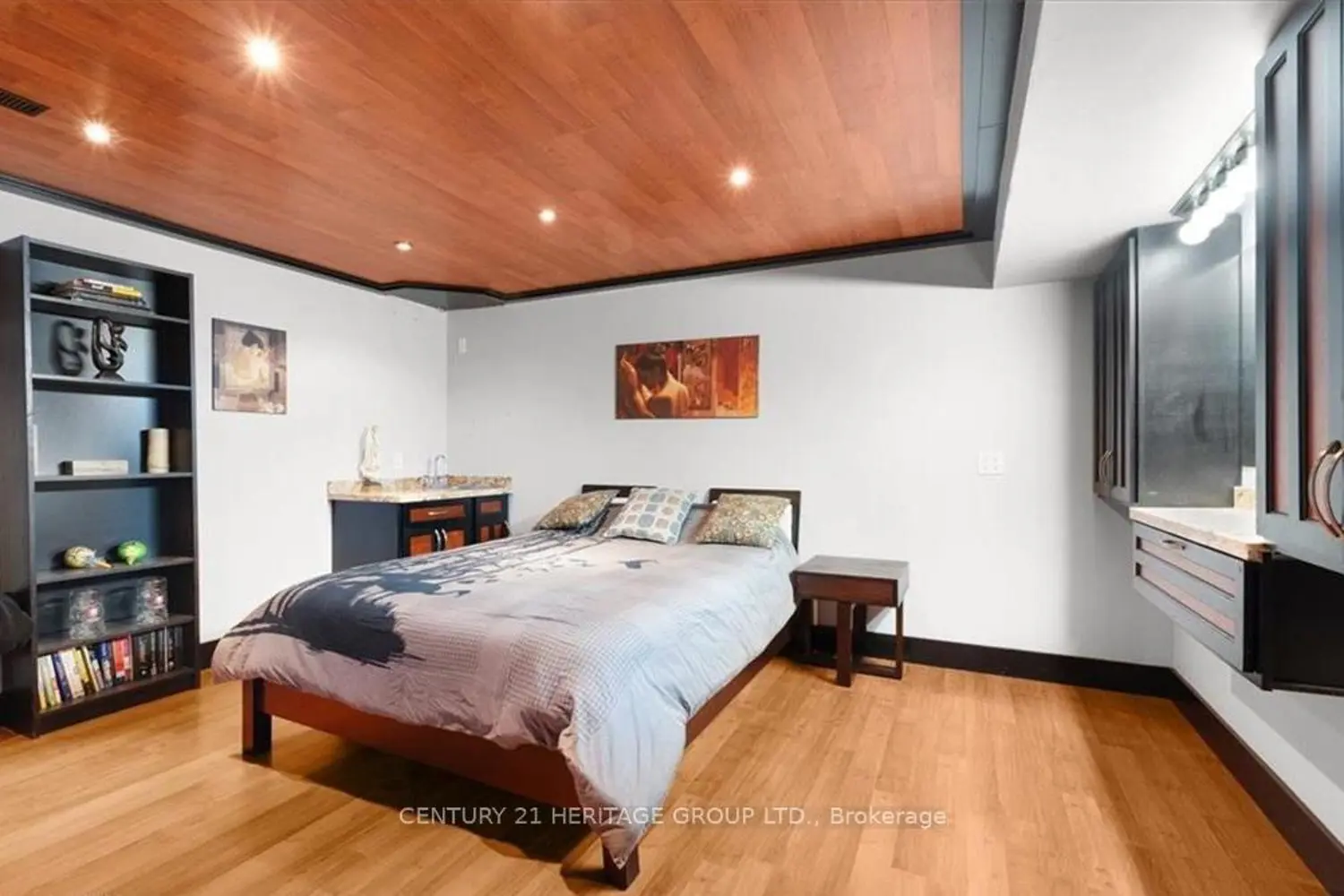 Additional image 18 of 340 Old Mud Street