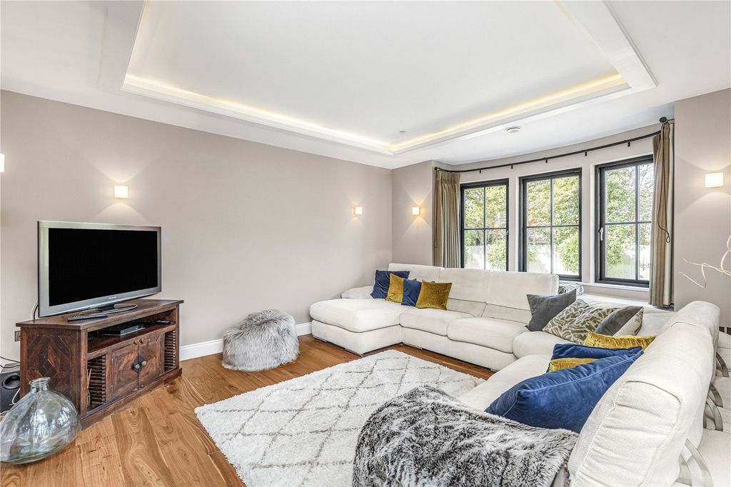 Additional image 24 of 6 bed detached house for saleSea Way, Middleton-On-Sea, West Sussex PO22