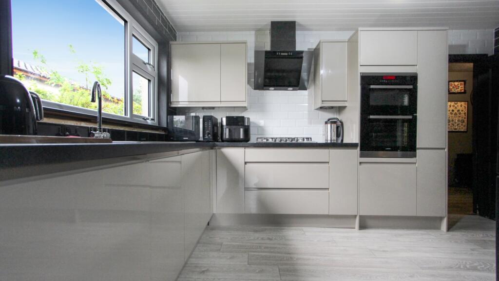 Additional image 3 of 8 Don Terrace, Woodside, Aberdeen, AB24 2UH