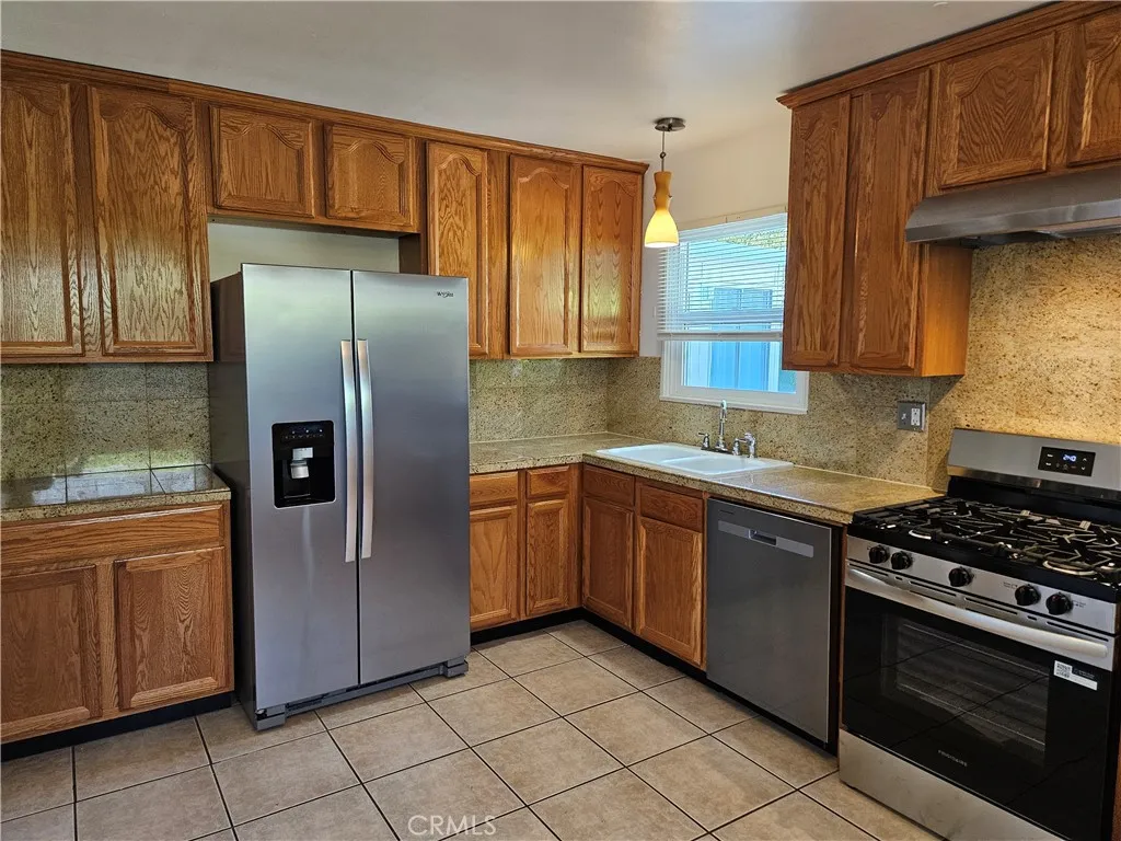 Additional image 10 of 18237 Valley Vista Boulevard, Tarzana, CA 91356