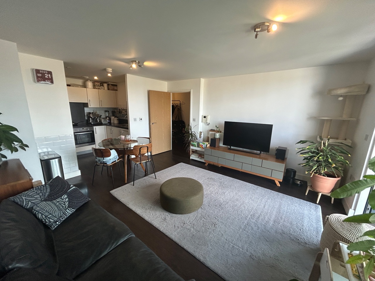 Additional image 3 of 2 Bed Flat, Ruffin House, E8, N1 7GU