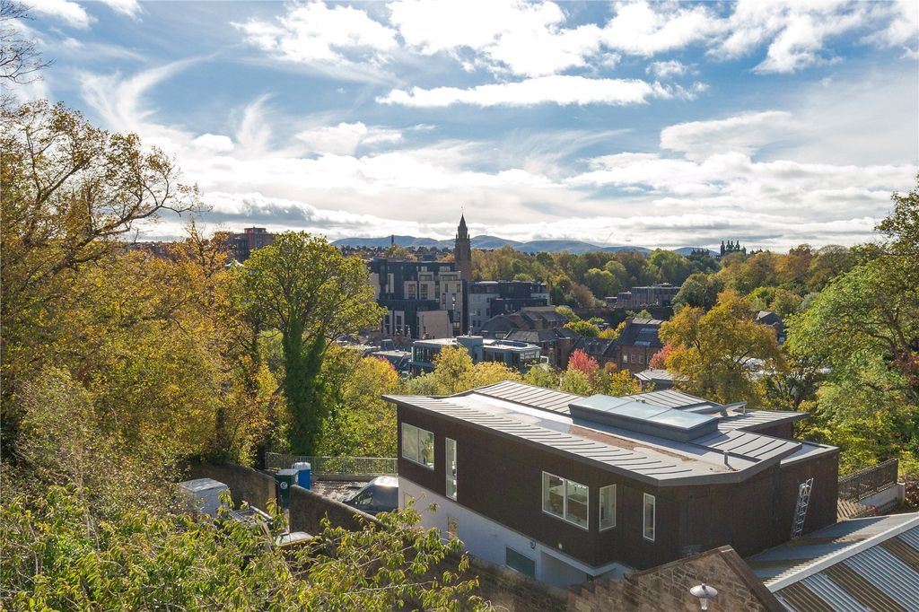 Additional image 13 of 4 bed flat for sale25 Belgrave Crescent, West End, Edinburgh EH4