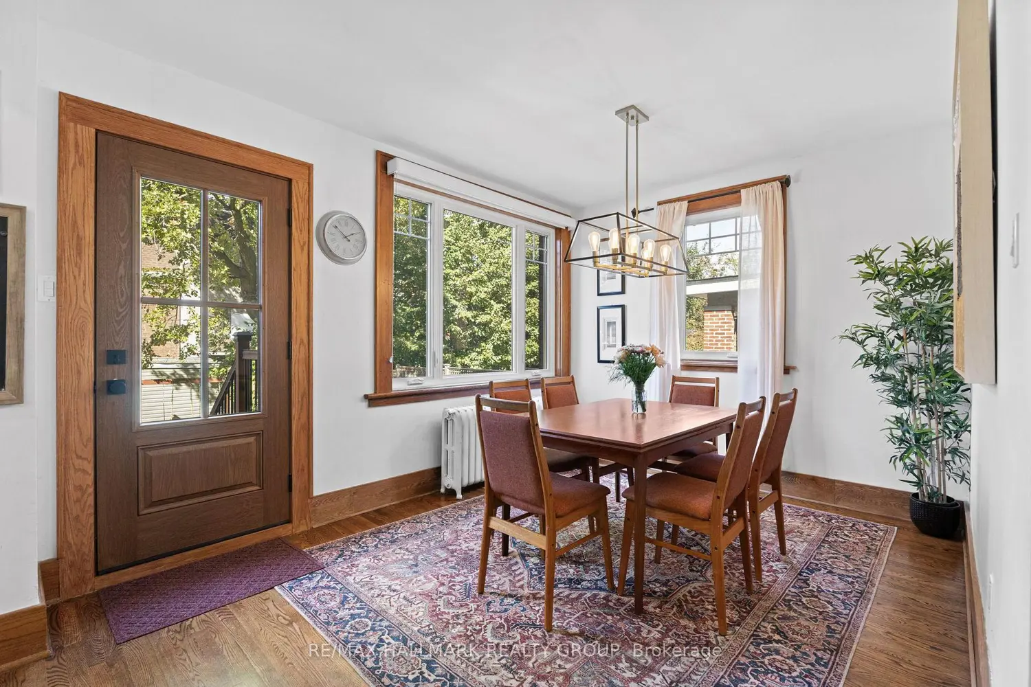 Additional image 4 of 321 Clemow Avenue