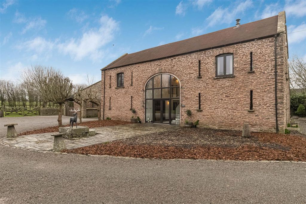 Additional image 38 of 4 bed barn conversion for saleThe Barn, Old Gloucester Road, Winterbourne, Bristol, Gloucestershire BS36