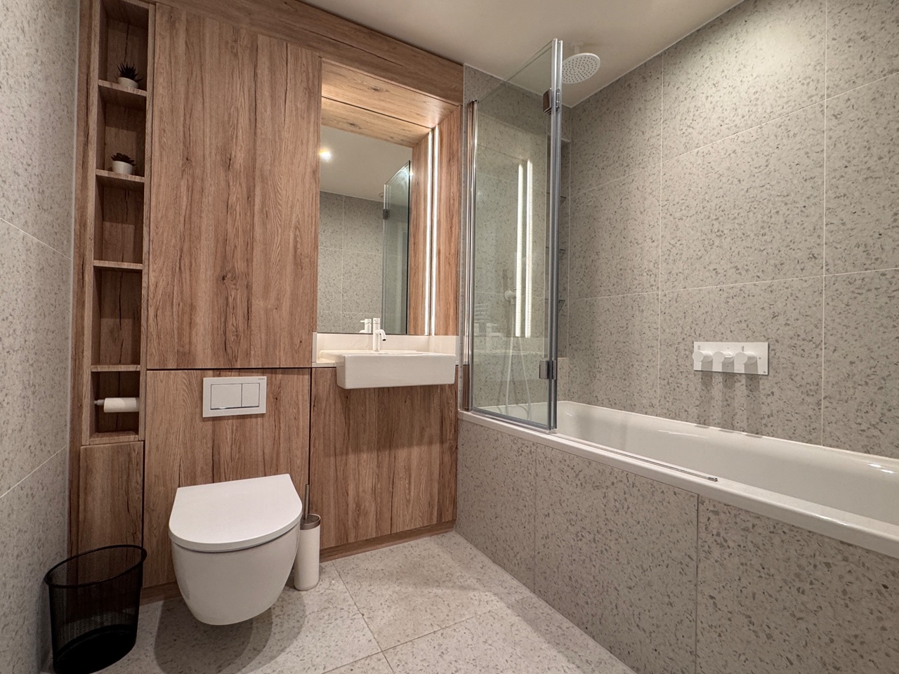 Additional image 7 of 2 Bed Flat, Sidney St, E1, N1 7GU