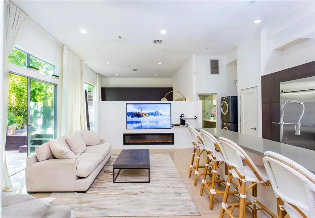 Additional image 18 of 8824 Rangely Avenue, West Hollywood, CA 90048