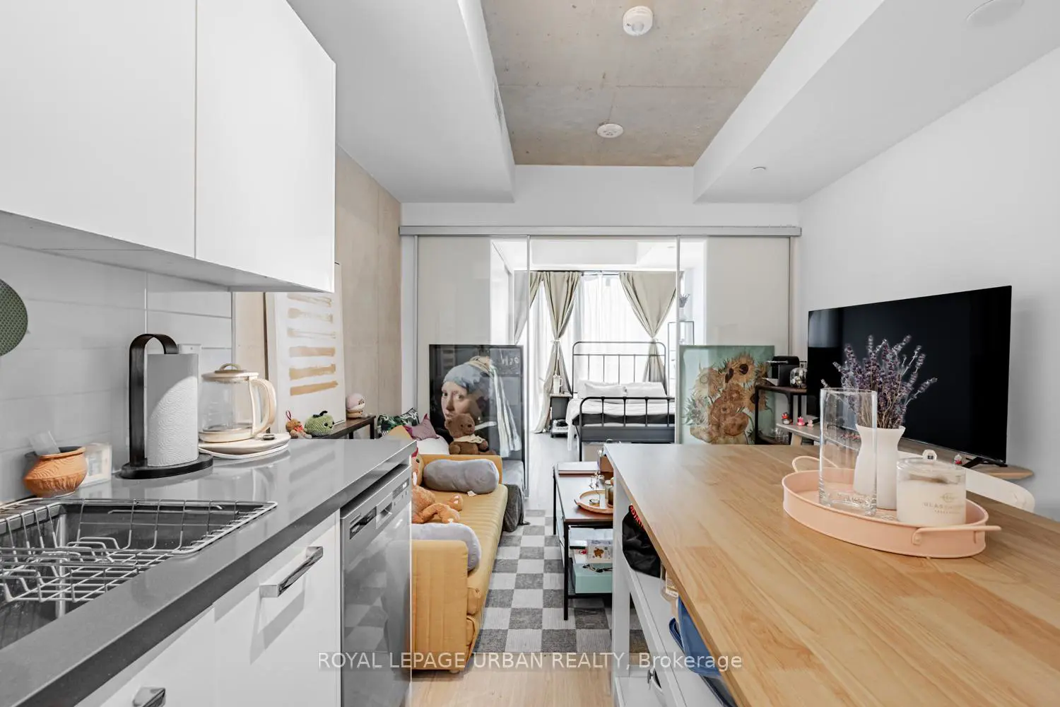 Additional image 7 of 195 Mccaul Street 521